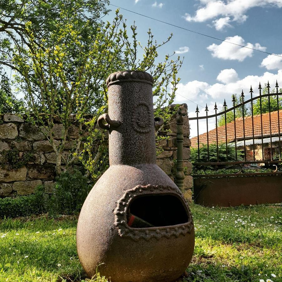 Gentilhomme Villa La Vineuse sur Fregande Luaran gambar