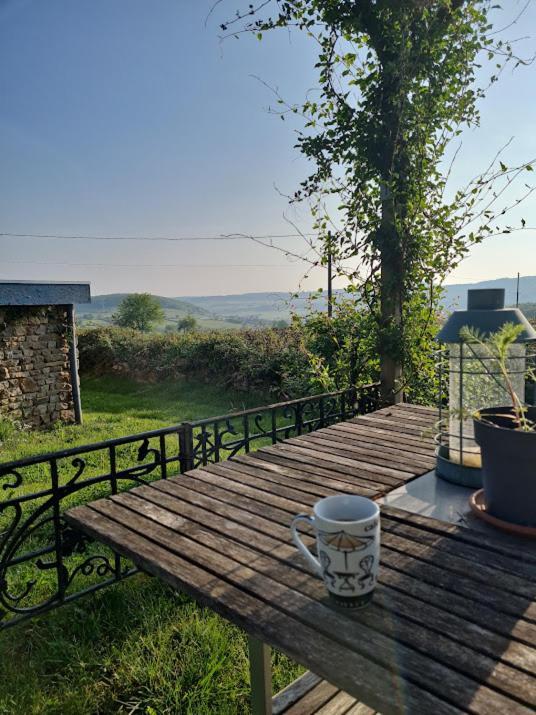 Gentilhomme Villa La Vineuse sur Fregande Luaran gambar
